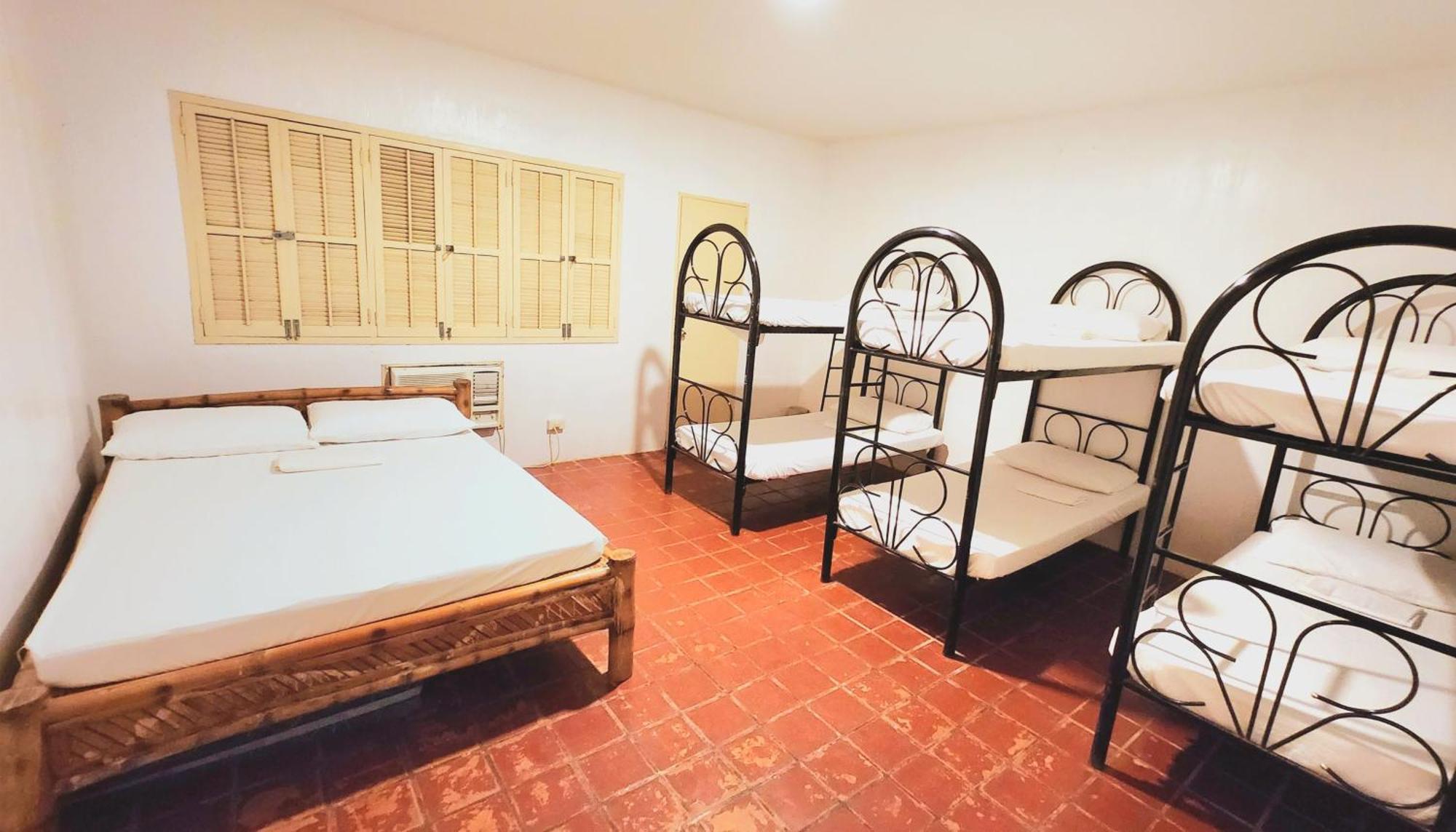 White House, Batangas Villa Lian Exterior photo